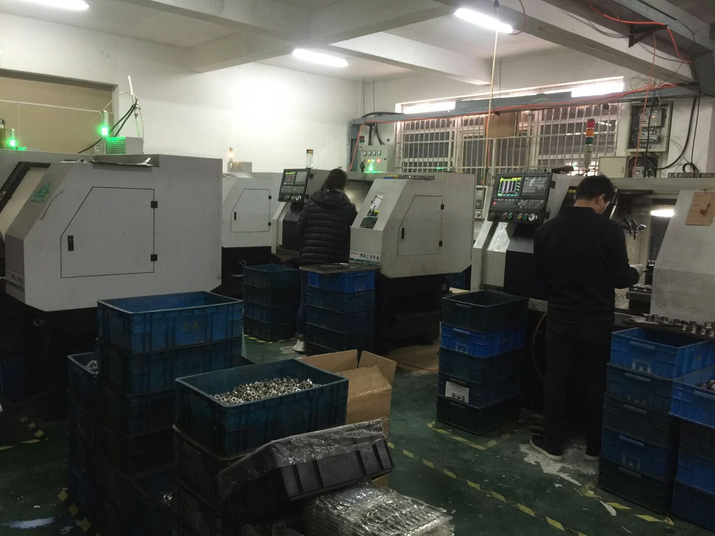 数控加工设备.jpg